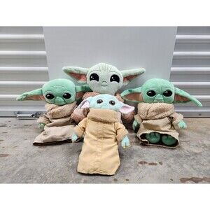 The Child (Grogu/Baby Yoda) Plush Toys - Lot of 4